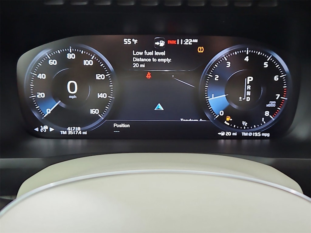 Thumbnail: 2022 Volvo XC90 - 17