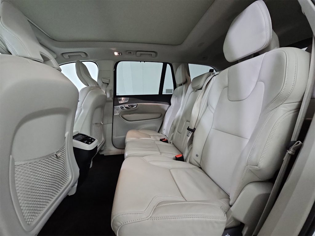 Thumbnail: 2022 Volvo XC90 - 13