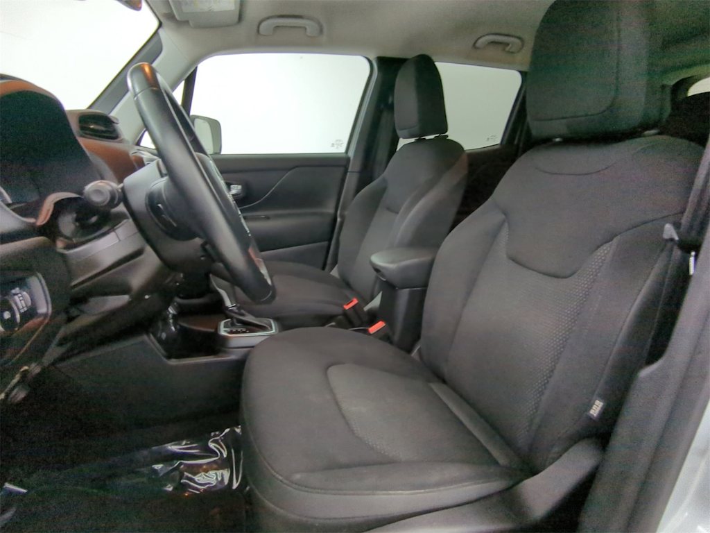 Thumbnail: 2020 Jeep Renegade - 11