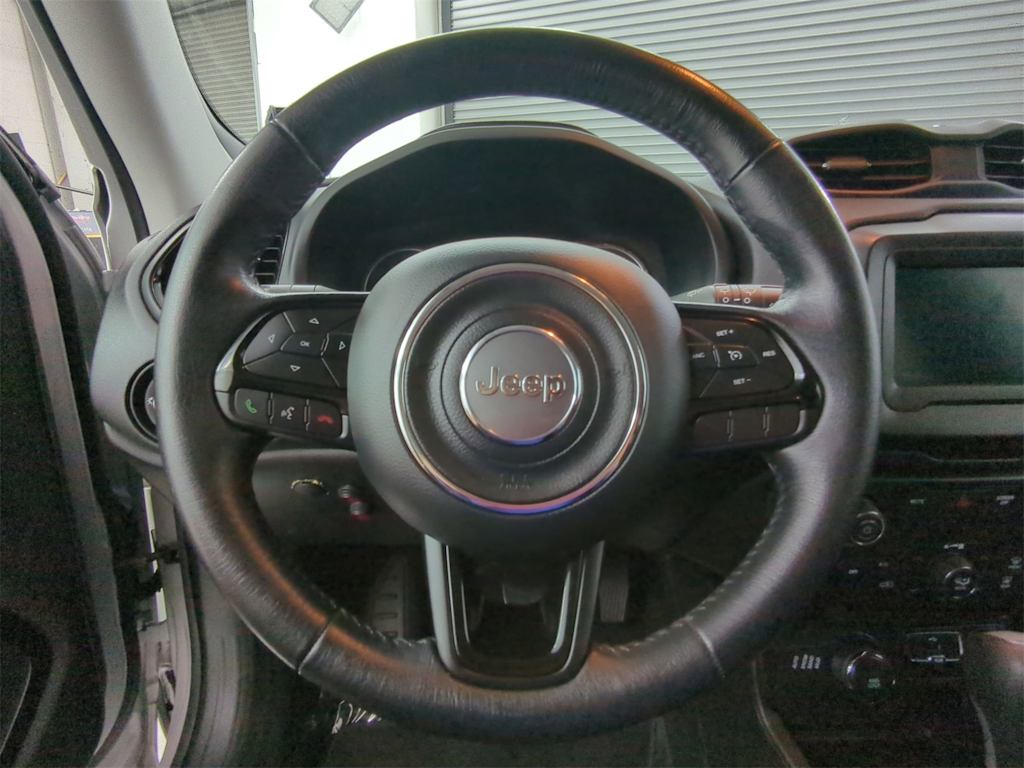 Thumbnail: 2020 Jeep Renegade - 14