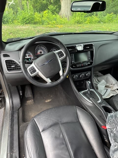 Thumbnail: 2012 Chrysler 200 - 2