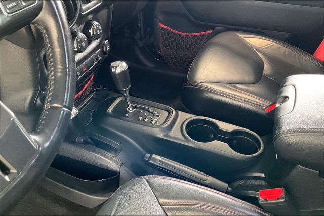Thumbnail: 2018 Jeep Wrangler - 16