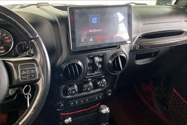 Thumbnail: 2018 Jeep Wrangler - 15
