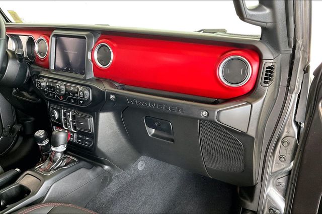 Thumbnail: 2022 Jeep Wrangler - 15