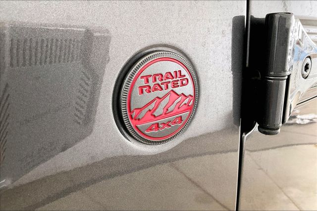 Thumbnail: 2022 Jeep Wrangler - 33
