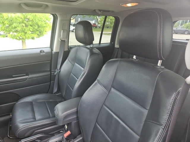 Thumbnail: 2015 Jeep Patriot - 7