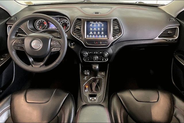 Thumbnail: 2022 Jeep Cherokee - 10