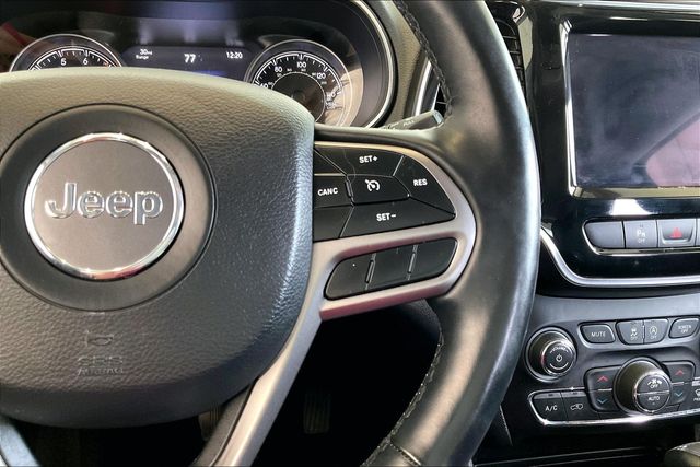 Thumbnail: 2019 Jeep Cherokee - 27