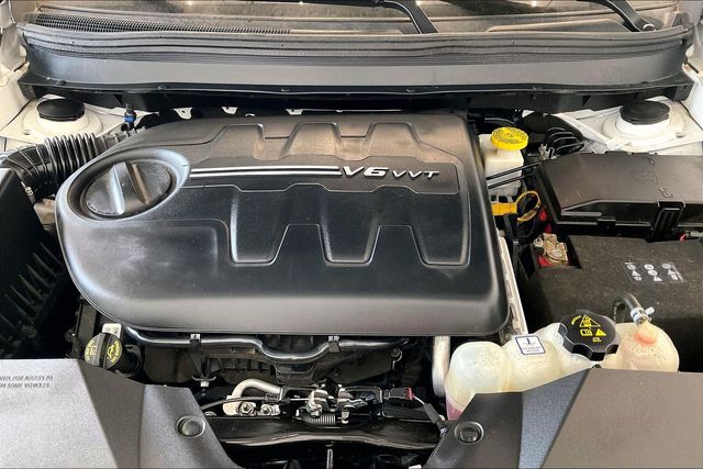 Thumbnail: 2019 Jeep Cherokee - 9