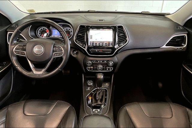 Thumbnail: 2019 Jeep Cherokee - 10