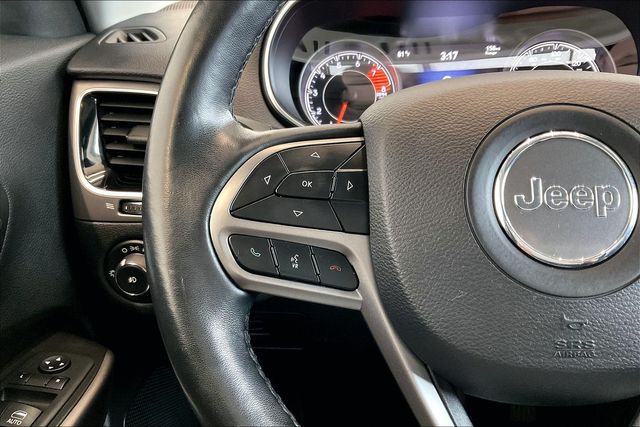 Thumbnail: 2019 Jeep Cherokee - 26