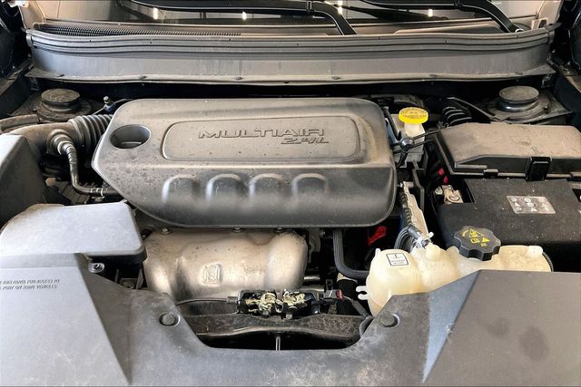 Thumbnail: 2019 Jeep Cherokee - 9