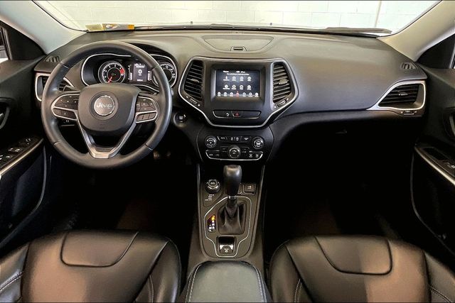 Thumbnail: 2019 Jeep Cherokee - 10