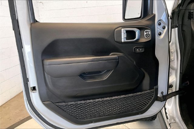 Thumbnail: 2024 Jeep Wrangler - 30