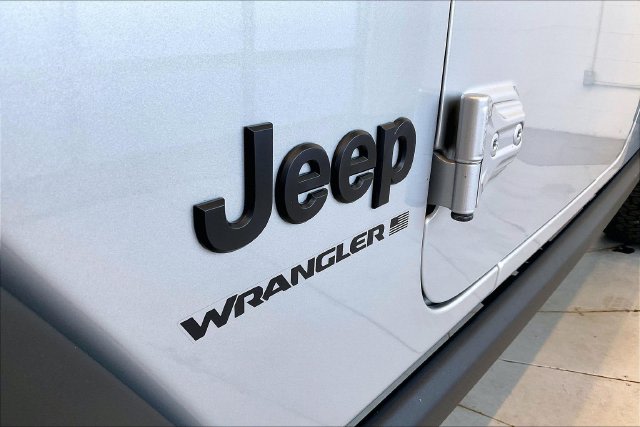 Thumbnail: 2024 Jeep Wrangler - 34