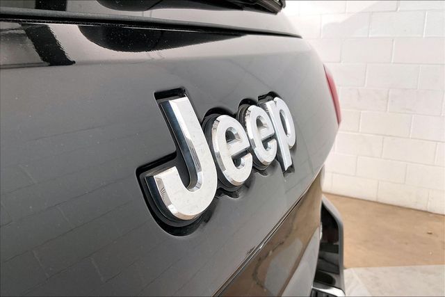 Thumbnail: 2019 Jeep Grand Cherokee - 35