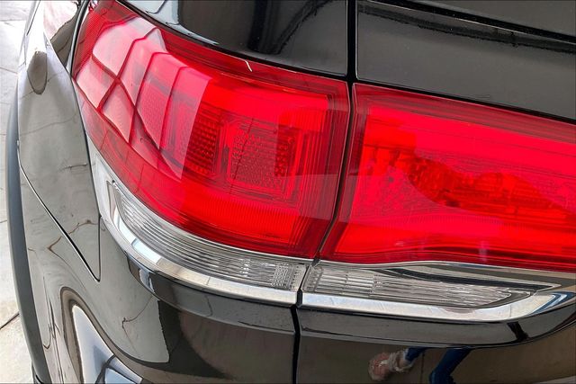 Thumbnail: 2019 Jeep Grand Cherokee - 32