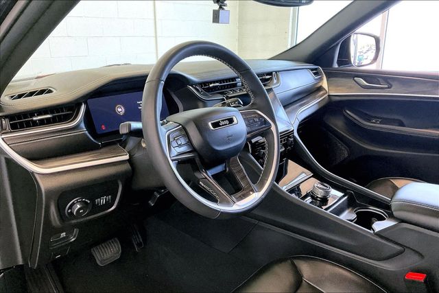 Thumbnail: 2024 Jeep Grand Cherokee - 2