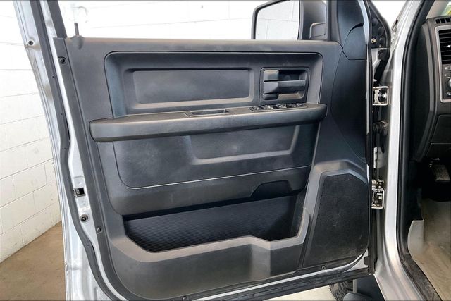 Thumbnail: 2019 RAM 1500 - 29
