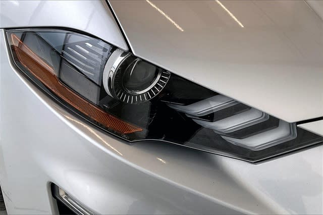 2018 Ford Mustang  7