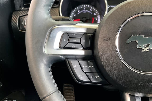 2018 Ford Mustang  26