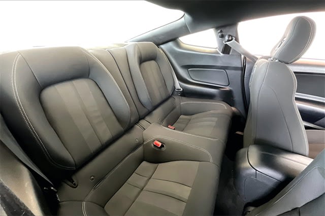 2018 Ford Mustang  25