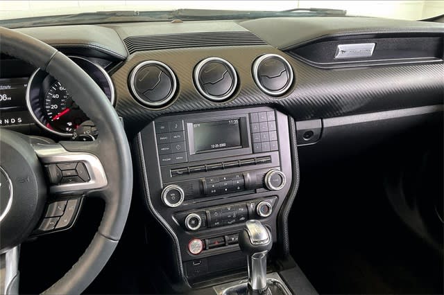 2018 Ford Mustang  15