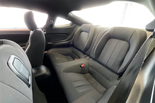 2018 Ford Mustang  13