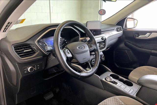 Thumbnail: 2021 Ford Escape - 2