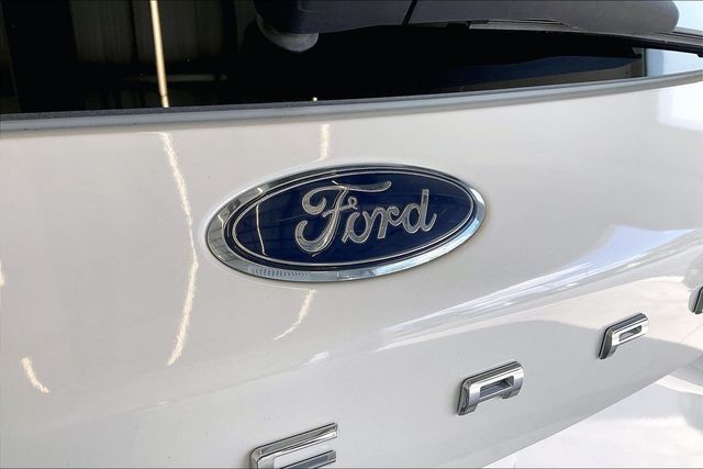 Thumbnail: 2021 Ford Escape - 7