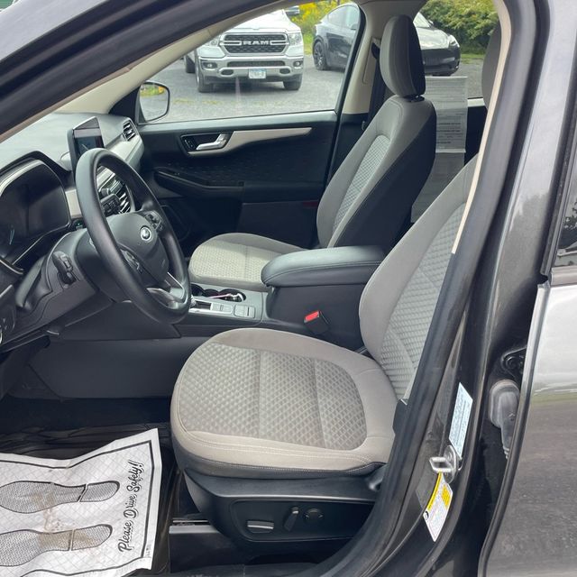 Thumbnail: 2020 Ford Escape - 6