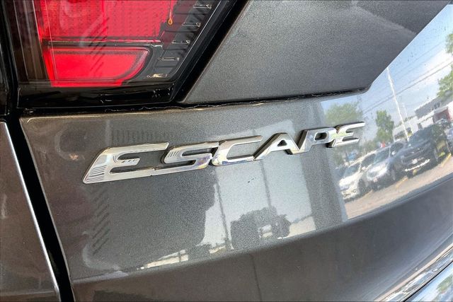 Thumbnail: 2018 Ford Escape - 7