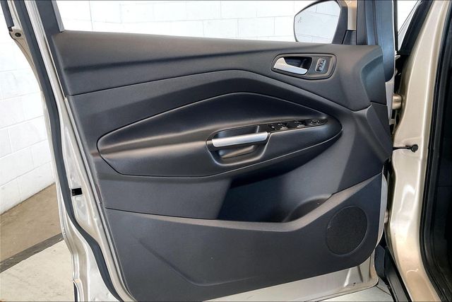 Thumbnail: 2017 Ford Escape - 28