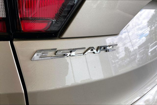 Thumbnail: 2017 Ford Escape - 33