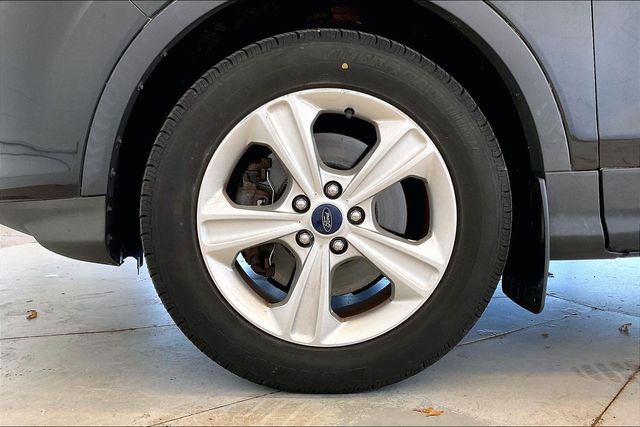 Thumbnail: 2015 Ford Escape - 8