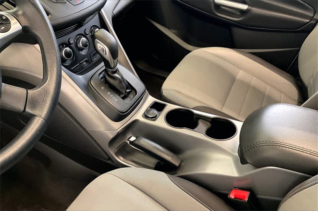Thumbnail: 2015 Ford Escape - 16