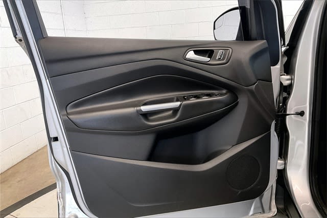 Thumbnail: 2015 Ford Escape - 29