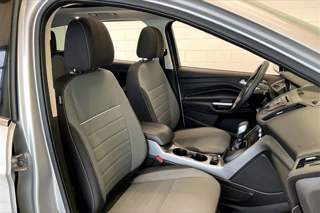 Thumbnail: 2015 Ford Escape - 12