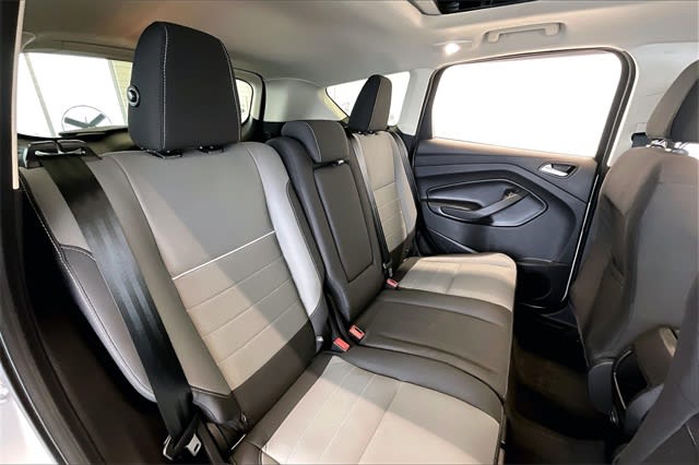 Thumbnail: 2015 Ford Escape - 25