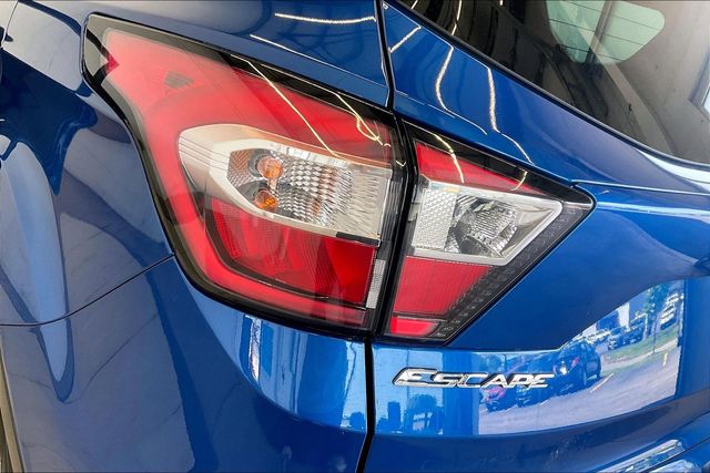 Thumbnail: 2018 Ford Escape - 32