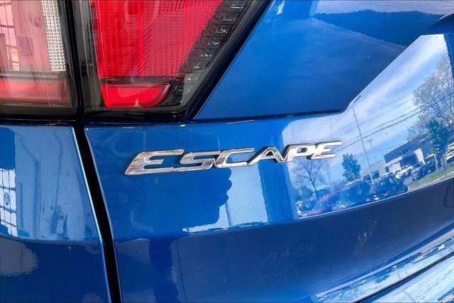 Thumbnail: 2018 Ford Escape - 34