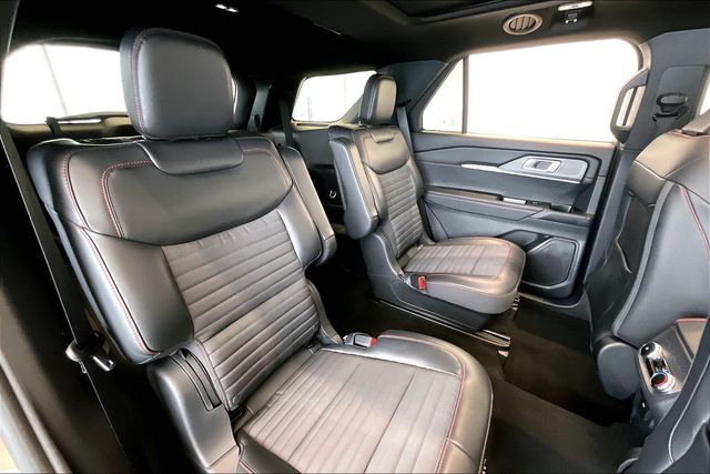 Thumbnail: 2025 Ford Explorer - 26