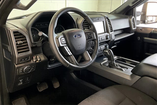 2018 Ford F-150 XLT 2