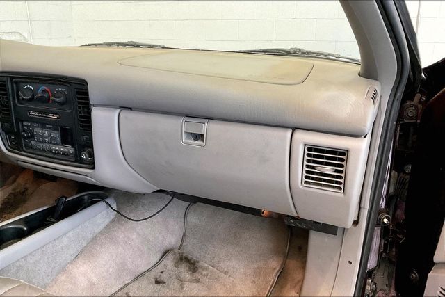 Thumbnail: 1995 Chevrolet Impala - 25