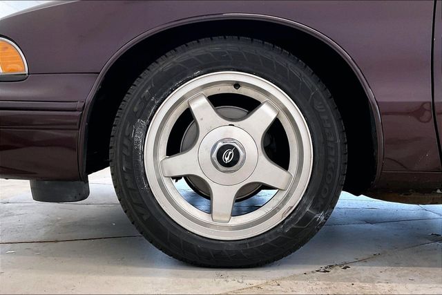 Thumbnail: 1995 Chevrolet Impala - 8
