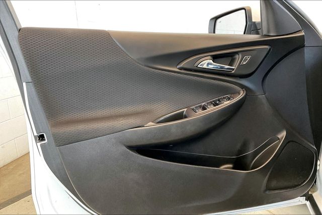 Thumbnail: 2022 Chevrolet Malibu - 29