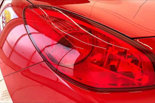 Thumbnail: 2007 Pontiac Solstice - 31