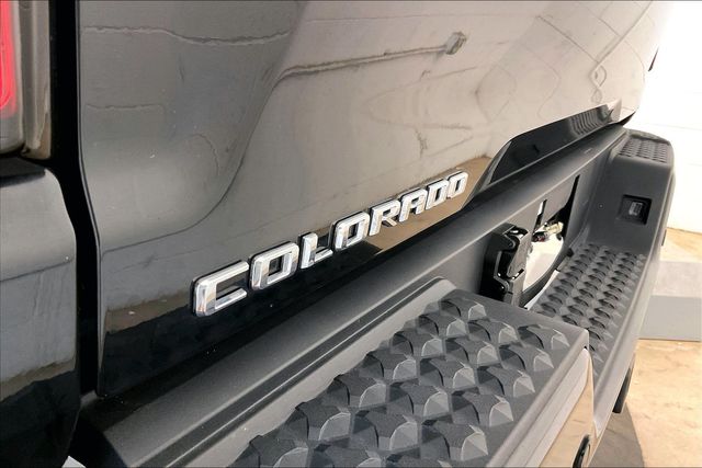 Thumbnail: 2024 Chevrolet Colorado - 34