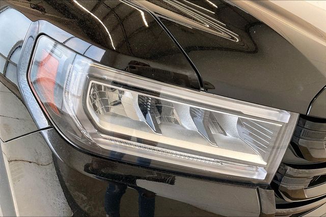 Thumbnail: 2023 GMC Acadia - 31