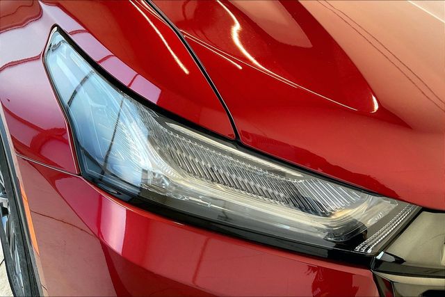Thumbnail: 2023 Chevrolet Traverse - 31